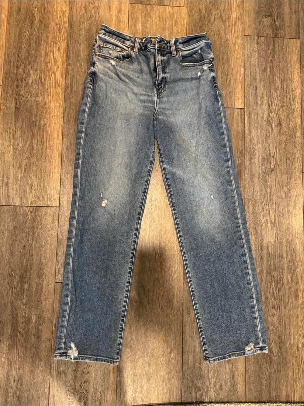 Straight Leg Women’s Jeans in Light Blue - Daze